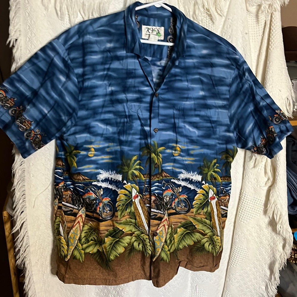 😄Vintage Hawaiian Shirt Xl